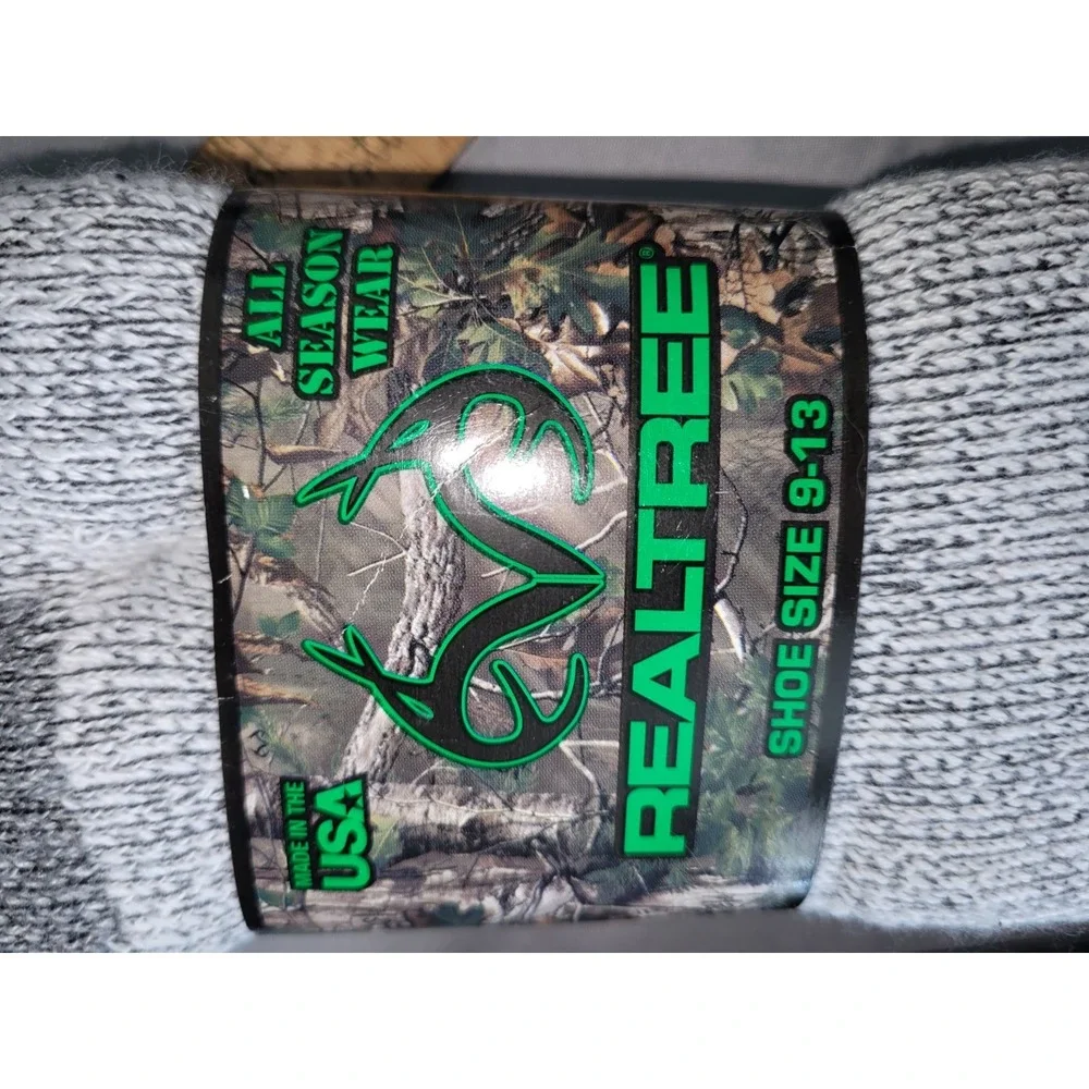 2 Realtree Unisex Hunting Socks Wool Blend Size 9-13 Gray Brown